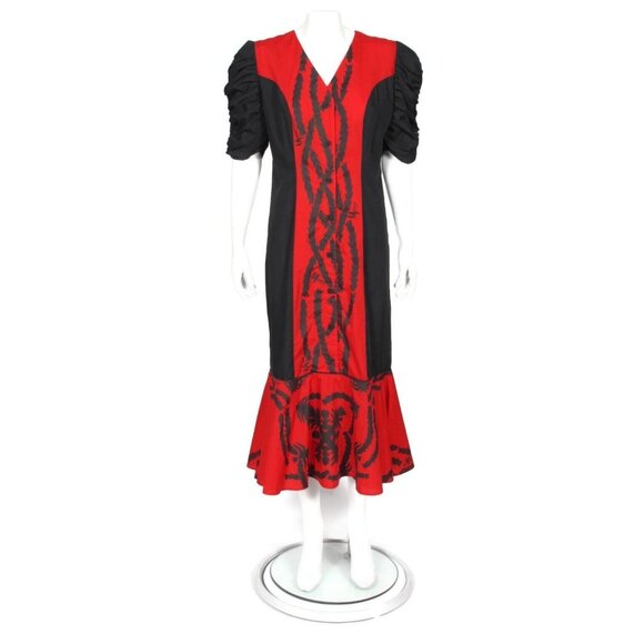 Vtg MAMO HOWELL Liberty Hawaiian Aloha Muumuu Red Black Floral Rusched sz 8 /275 - Picture 1 of 7